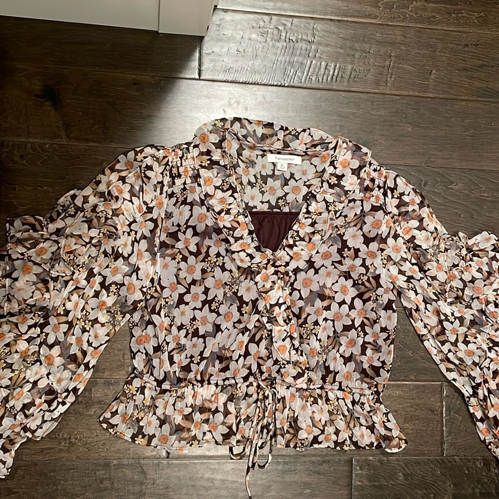 Francesca flowered ruffled blouse